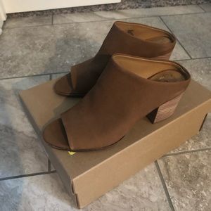 Lucky brand Mules
